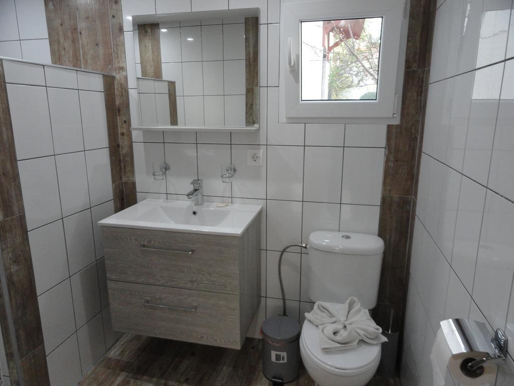 Delfini House Apartment อัสโปรวาลตา ภายนอก รูปภาพ